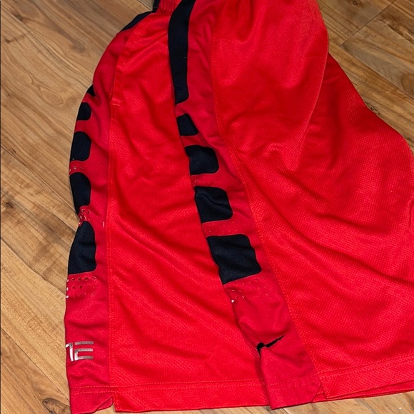 Basketball Shorts - Picture 2 of 5